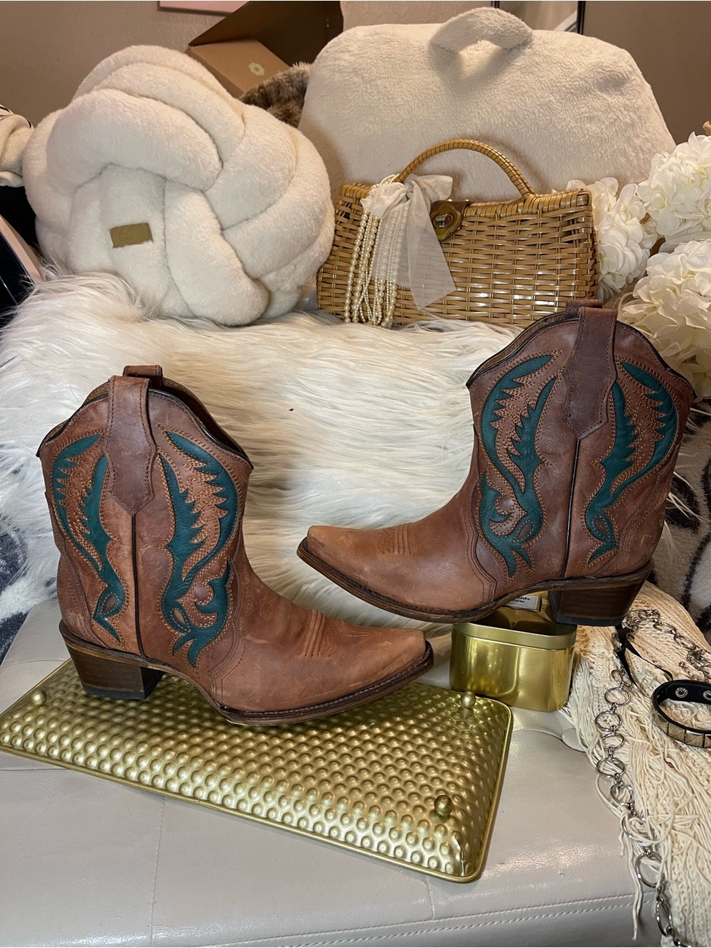 Circle G Women's Inlay Western Booties in Brown with Turquoise Inlay